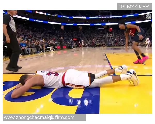 美媒调侃追梦面对无库里勇士惨败选择假装受伤退场