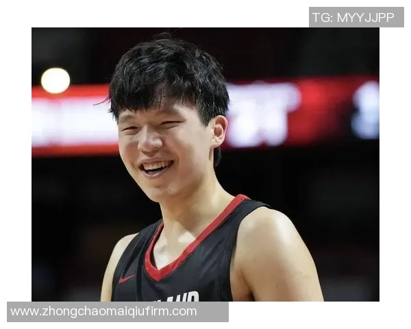 杨瀚森在篮下对抗能力不足前场篮板和挡拆时易遭犯规困扰 杨瀚森在篮下对抗能力不足前场篮板和挡拆时易遭犯规困扰